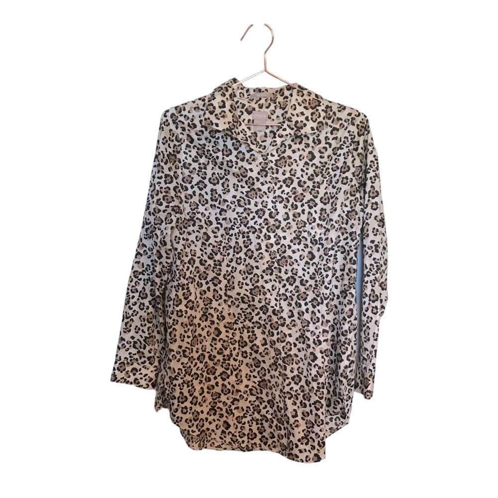 Chico's button down long sleeve animal print no iron blouse size 0 small